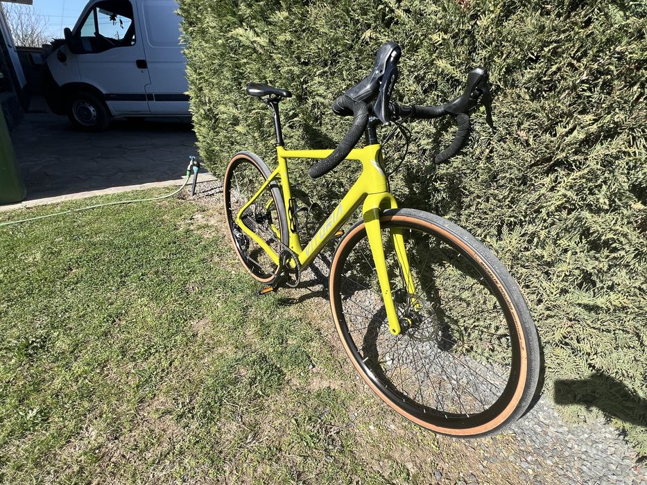 Cursiera/gravel/cyclocross VITORIA ( CARBON )