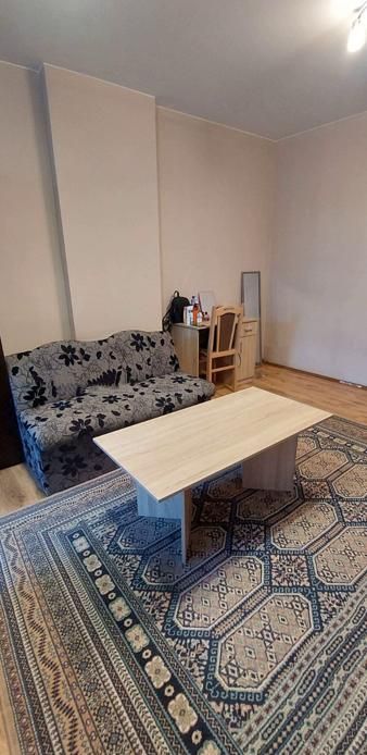 Двустаен апартамент в ж.к. Студентски град.