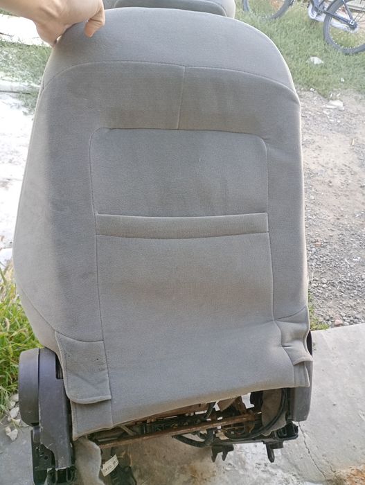 Продам автосиденье (автокресло)