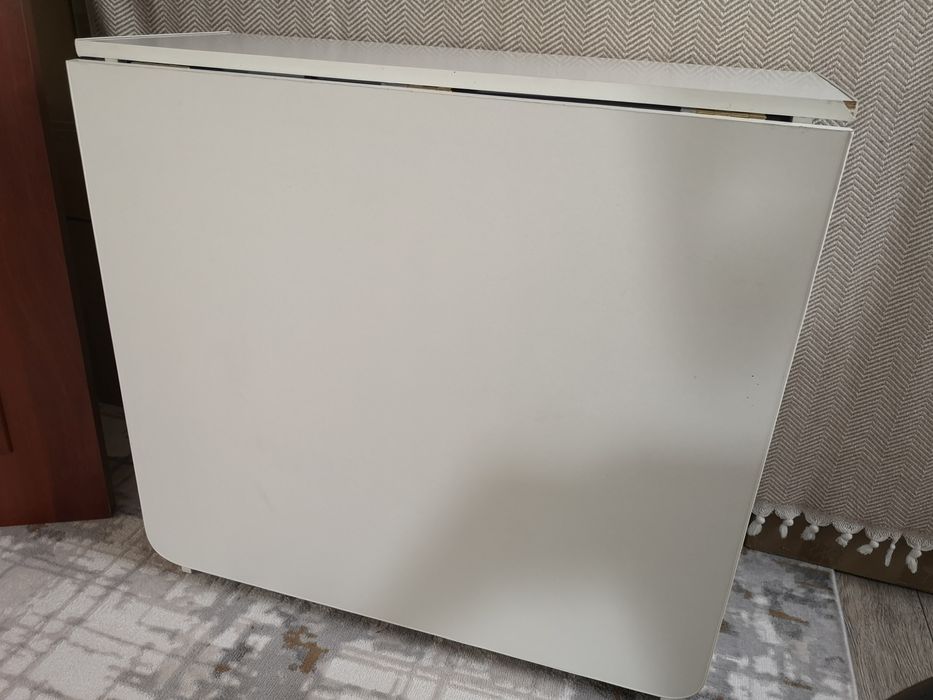 Продам стол книжка.