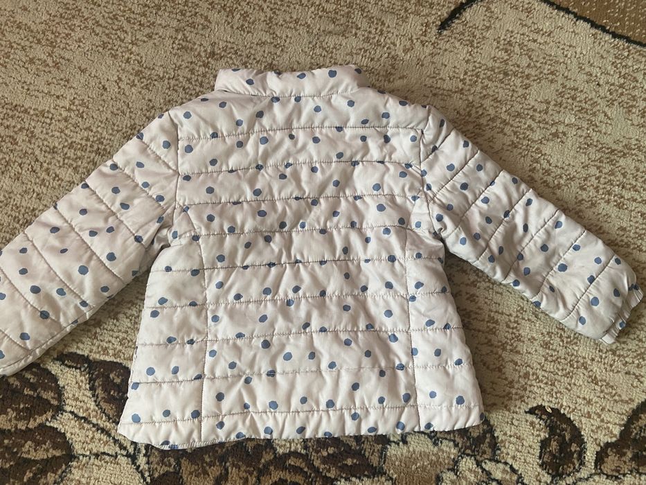 Есенно олекотено яке на Зара 98 размер
