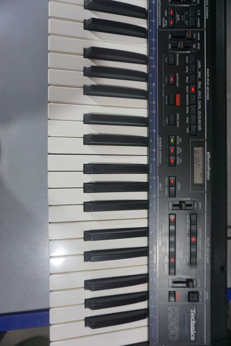 Orga/clapa electronica retro / Technics K350