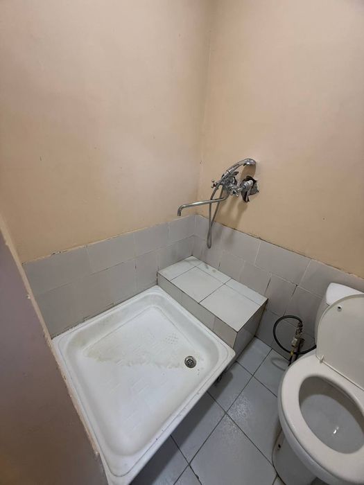 Сдается(ижарага) 1х ком без двора,Таксаматорная,ор Президентская школа