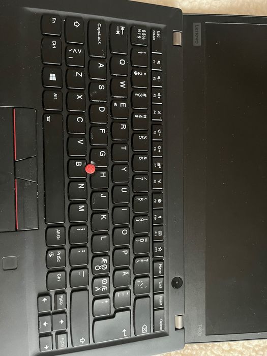 Lenovo Thinkpad T490s на части