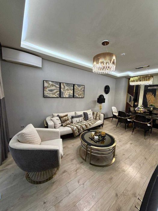 ЖК Akay City  Мирзо-Улугбекский район Дархан 3/3/25  145 кв.м