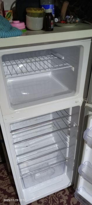 Холодильник продается артэль