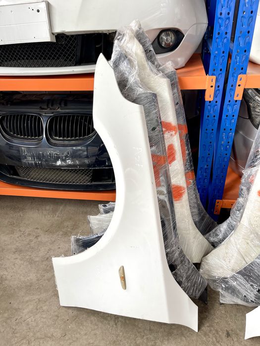 Крыло R L на BMW E60 БМВ Е60