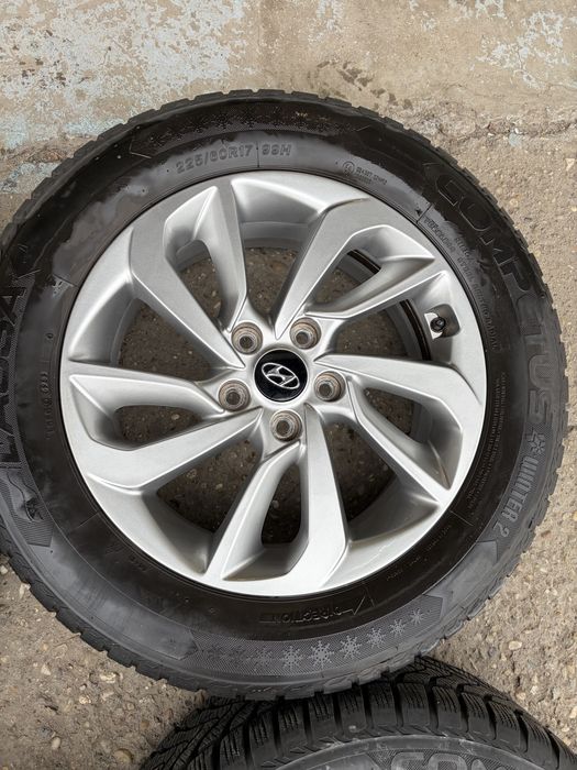 4бр. Джанти с гуми 17-ки 5х114,3