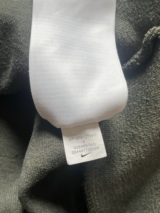 Оригинален Nike суичър