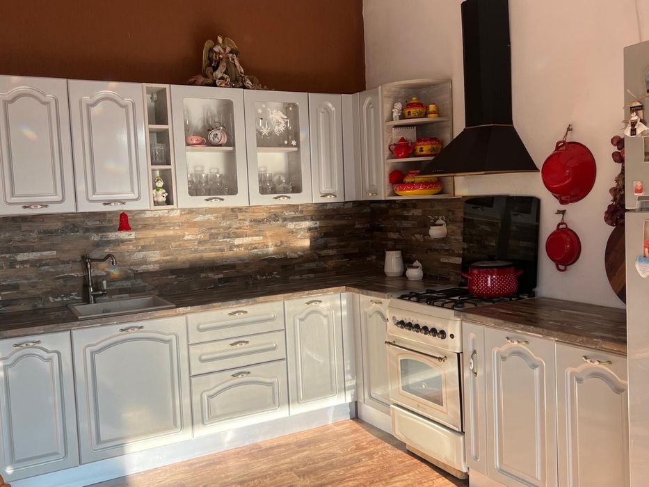 Vand mobila bucatarie