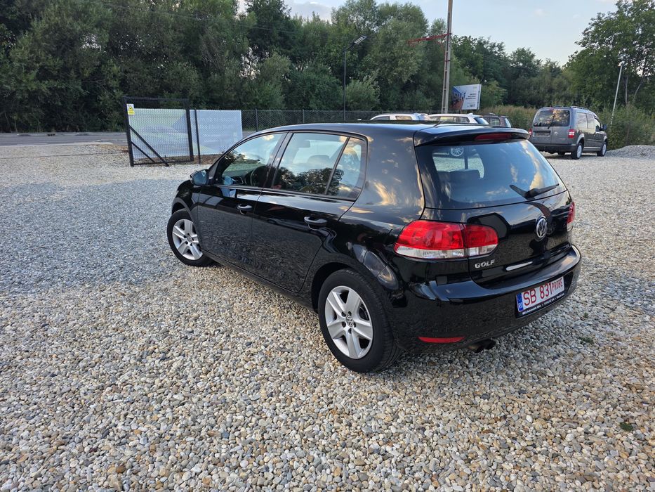 VOLKSWAGEN Golf 2010 — imagine 3