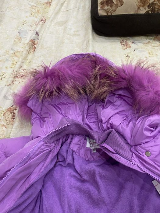 Абсолютно новая зимняя куртка на девочку