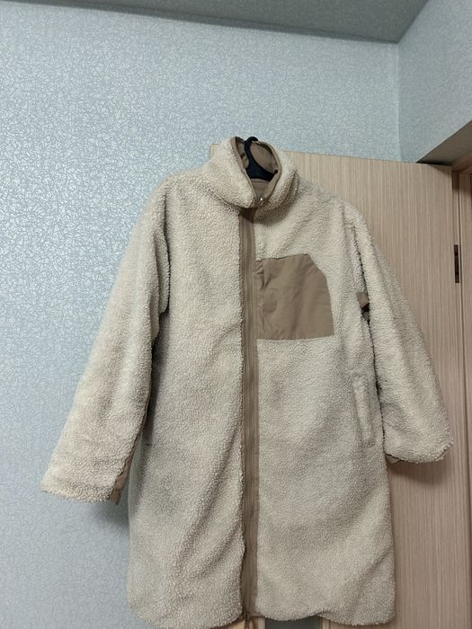 Продам демисезонную куртку, размер M