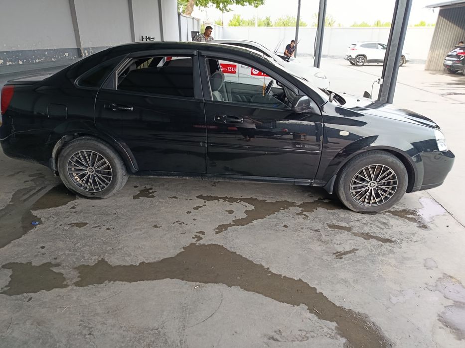 Chevrolet Lasetti 1.8
