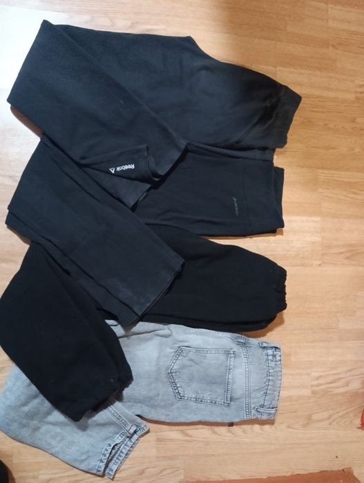 Отдам женские вещи