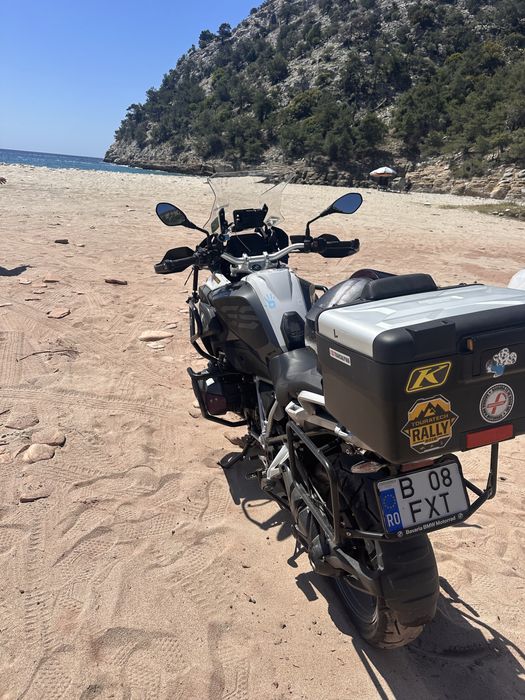 Se vinde.   BMW GS 1250 Din anul 2021