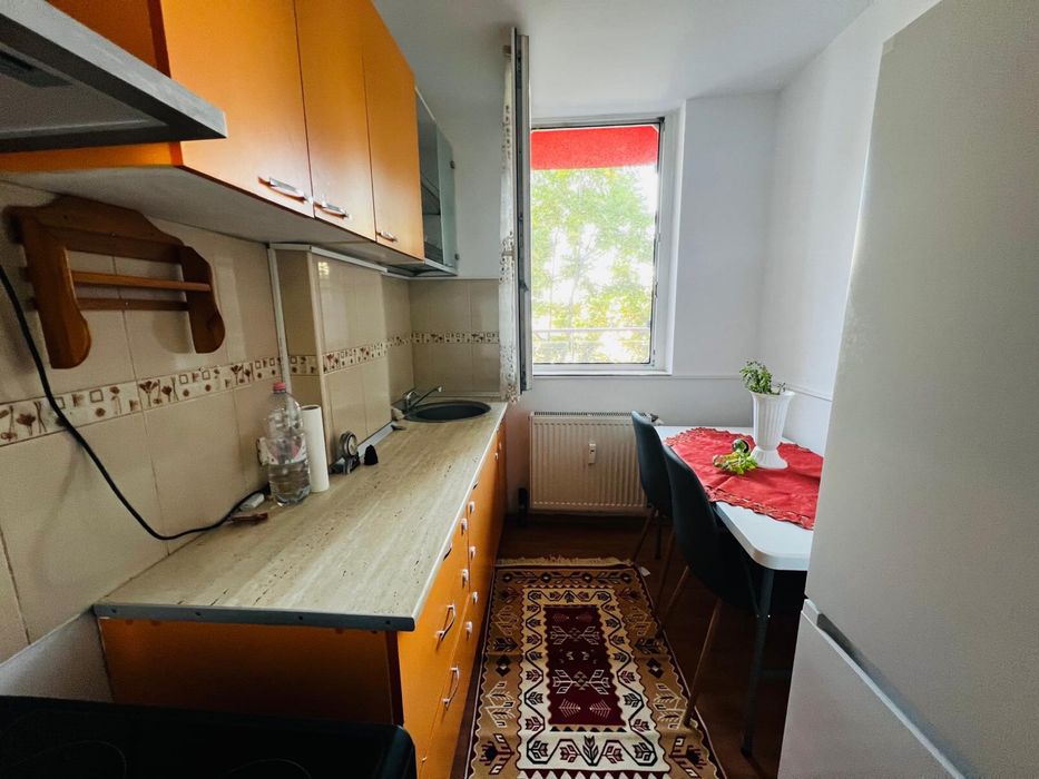 Vand apartament etajul 1 ared uta