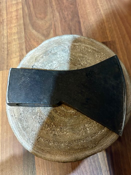 Cap de topor vechi fier forjat