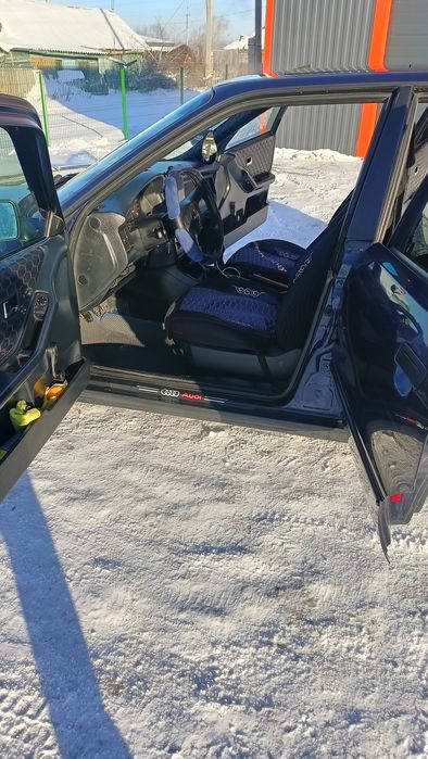 Ауди 80 б4 в хорошем состоянии