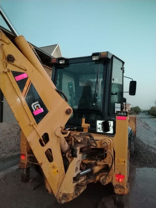Liugong 775A  Exkovator pogruzchik