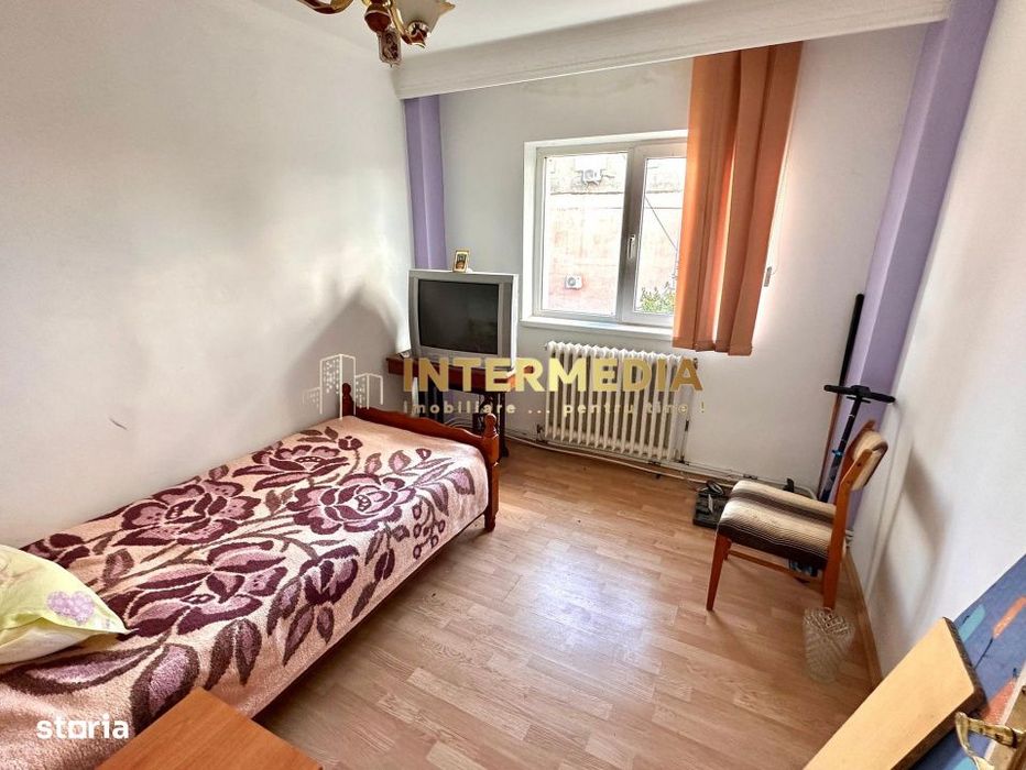 Vanzare Apartament 4 camere Deco CETATE Mercur 2 bai 90 mp cu balcon s — fotografia 3