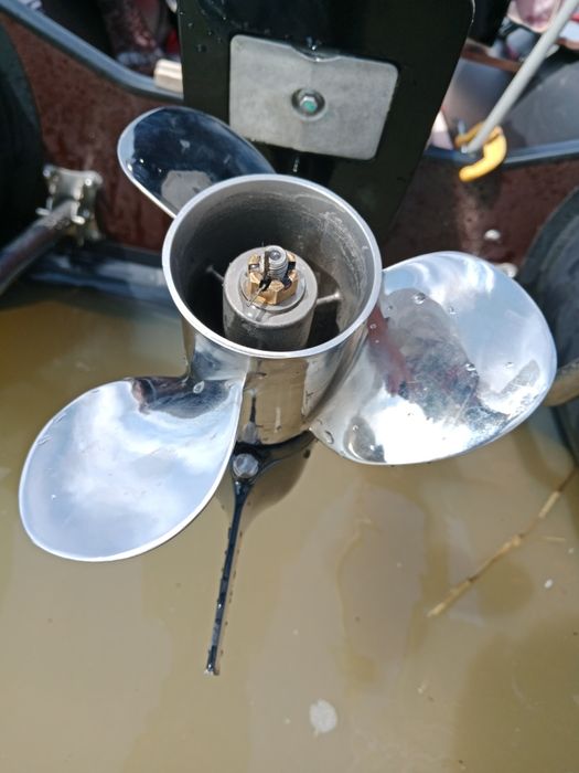 Для лодочного мотора.