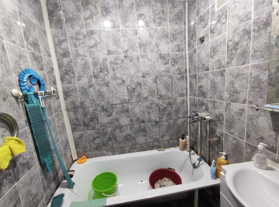 Продам 3-х комн. ул. Камзина, 57