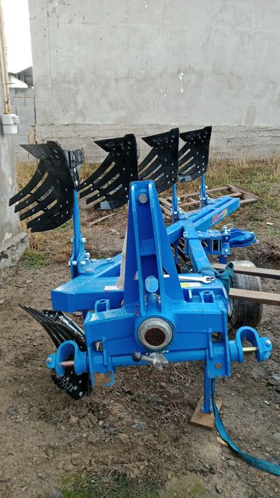 Продам плуг435 об