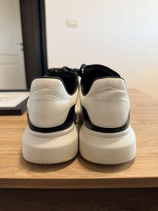 Alexander Mcqueen