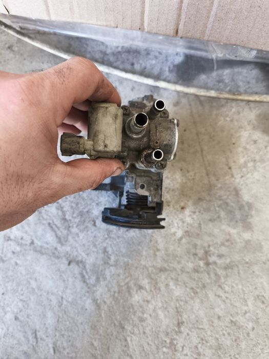 Продам дроссельную заслонку 3S-FE