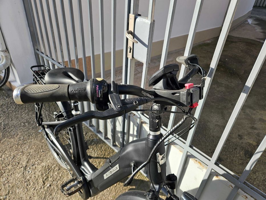 Електрически велосипед 28 цола VELO de VILLE-шест месеца гаранция