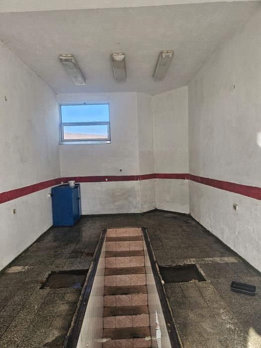 Дава под наем Гараж