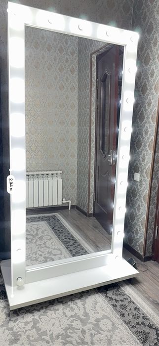 Продам Зеркало LED почти новое
