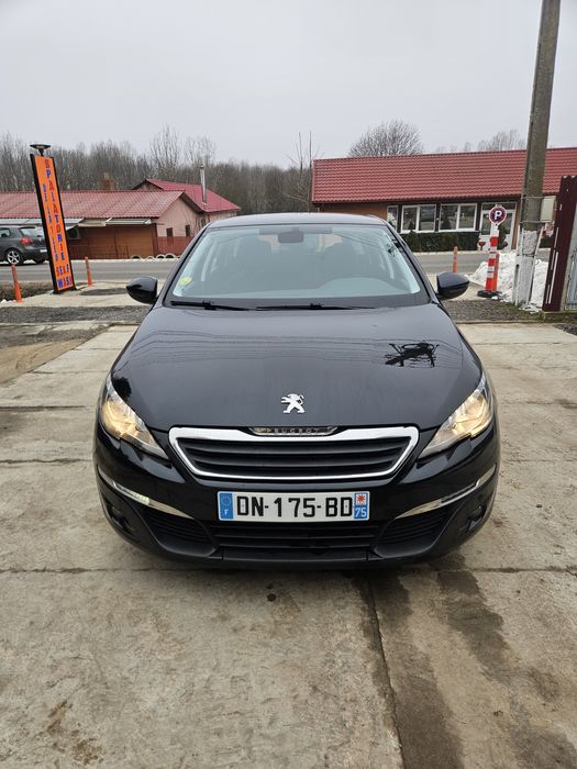 Peugeot 308 2016