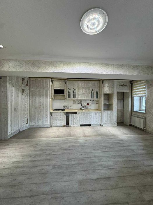 4-х комнатная в Новостройке Жангох Ц-15 202 метра плщ. ID: 5509