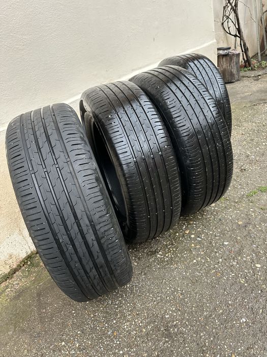 Vand 4 anvelope Continental/ Vara