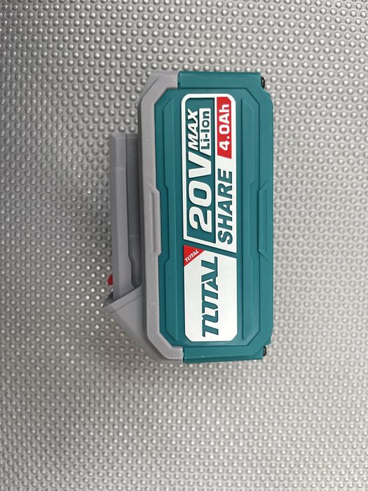 Acumulator/baterie Total 20 volti 4 amperi noua