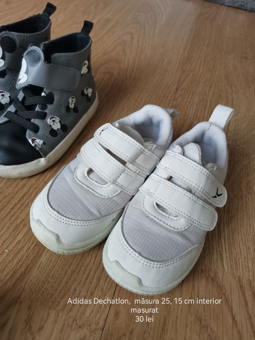 Adidas băiat,  măsura 25