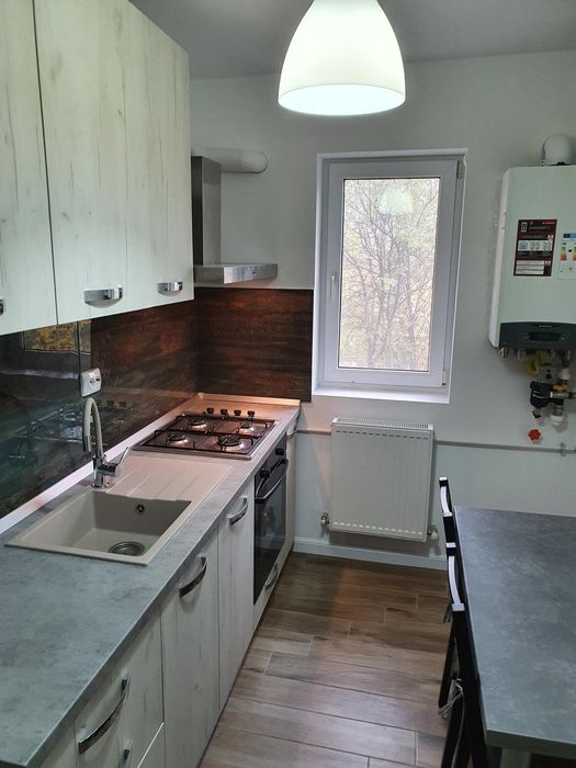 Apartament 2 camere de închiriat PRIMA INCHIRIERE TOTUL  NOU LUX