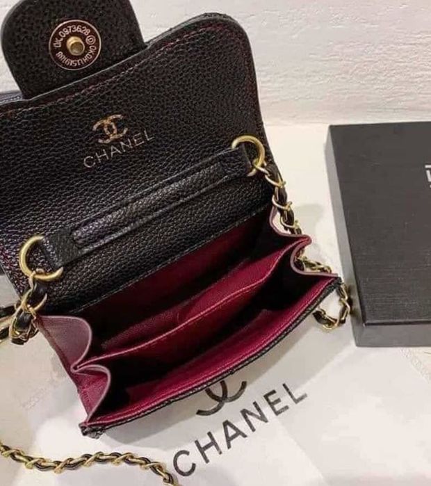 CHANEL мини чантичка