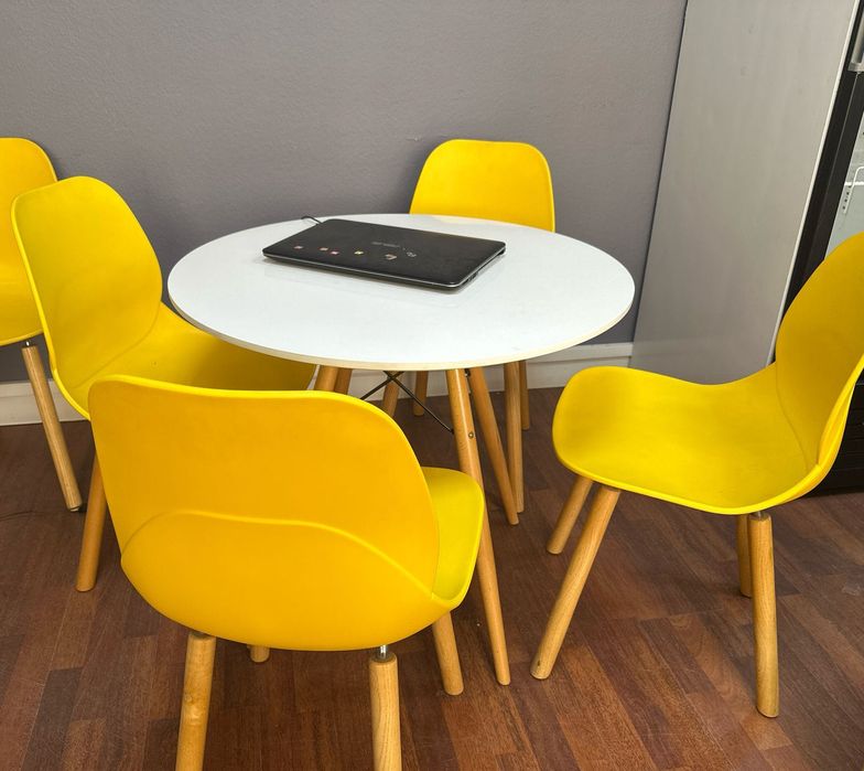 Стол круглый, 80 см