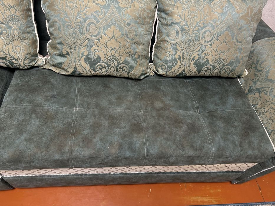 Диван 3,60 глубина 100см