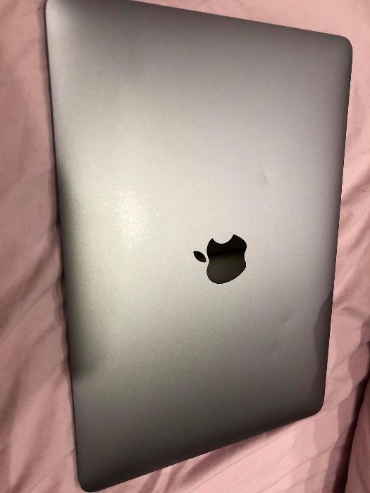 Apple Mac Book Space Grey