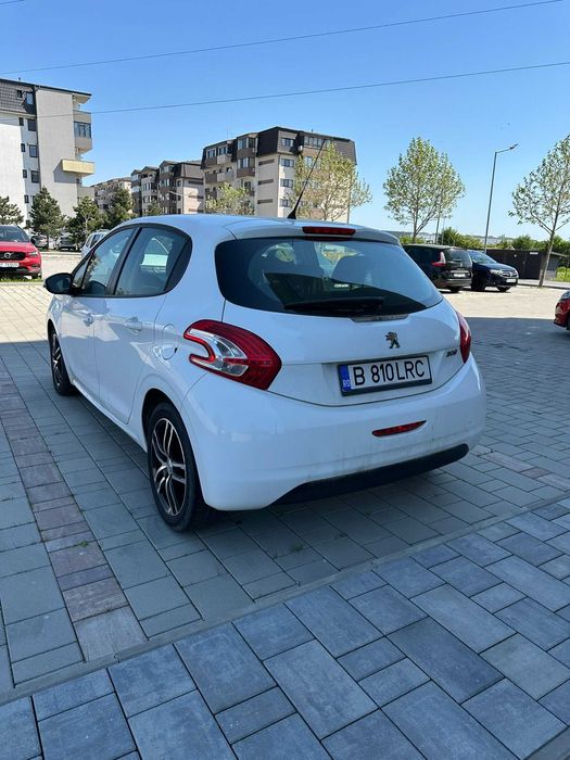 Peugeot 208 2013 1 4 diesel