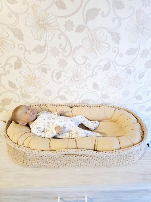 Повивалник/ гнездо за бебе