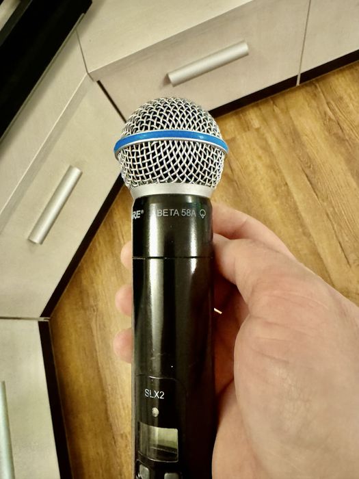 Microfon Shure SLX4 Beta58