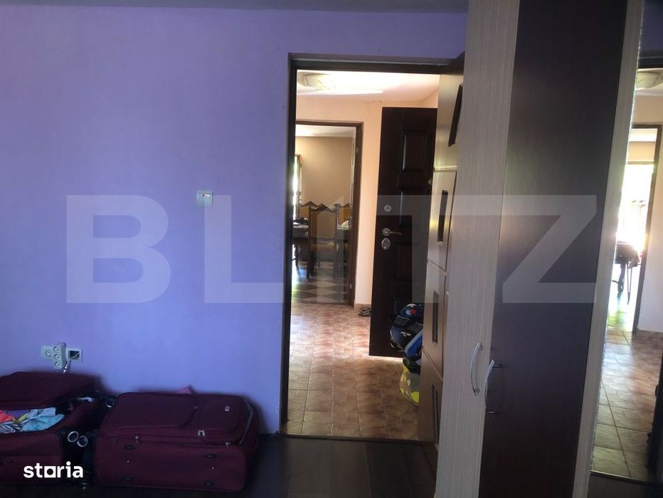 De vanzare doua case intr-o curte, teren 3700 mp , zona Supuru de Sus