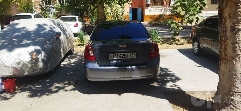 Продается автомобиль Lacetti Gentra