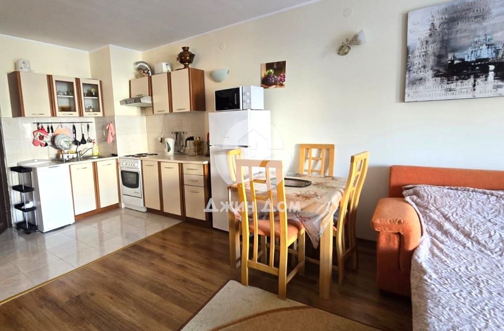 Продава се Двустаен апартамент в к.к. Слънчев бряг - 66 кв.м за 588 €/кв.м - Снимка #3