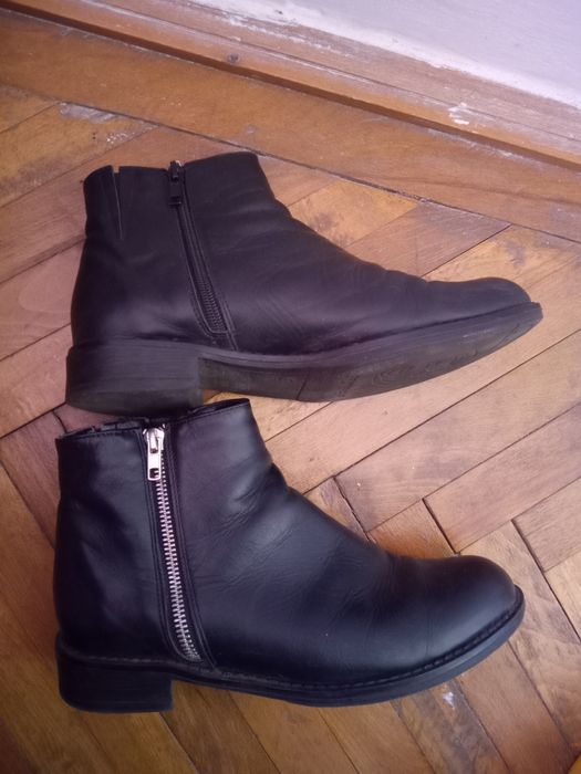 Ghete pentru femei mărime 37